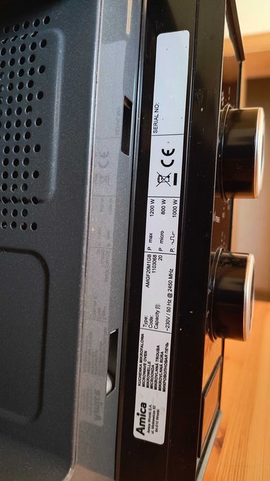 Kuchenka mikrofalowa AMICA, pojemność 20 litrów
