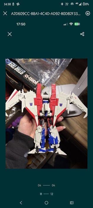 различные фигурки трансформеров из серии фильмов