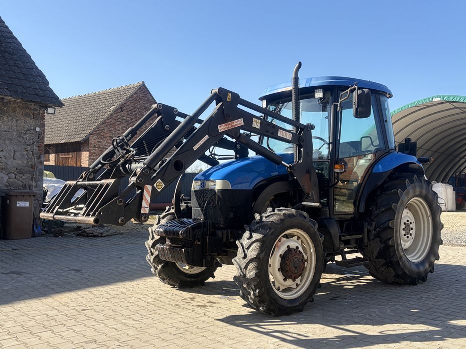 New Holland TD80D