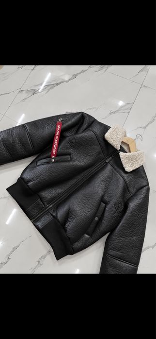 Куртка-бомбер Alpha Industries