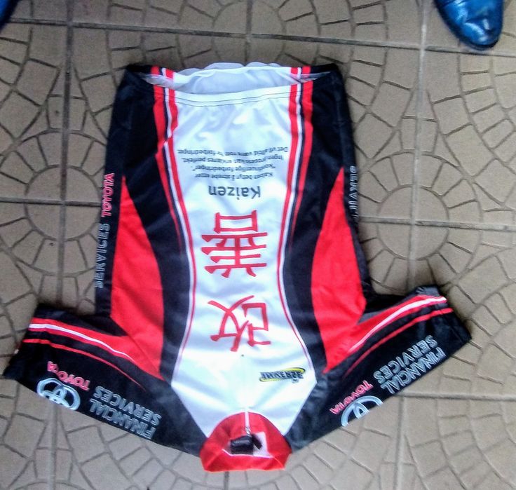 Koszulka kolarska Inverse w takiej jeździł Alejandro Valverde, mistrz