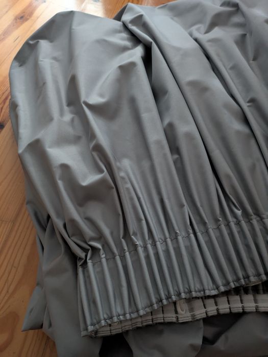 Cortina e blackout cinza