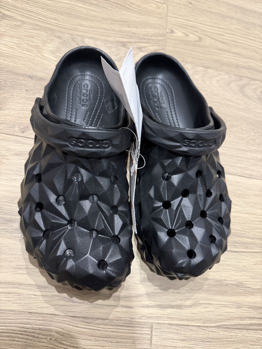 Crocs geometric M10