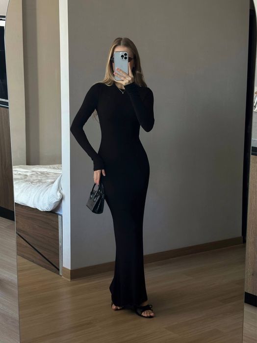 Сукня жіноча довга максі із довгим рукавом