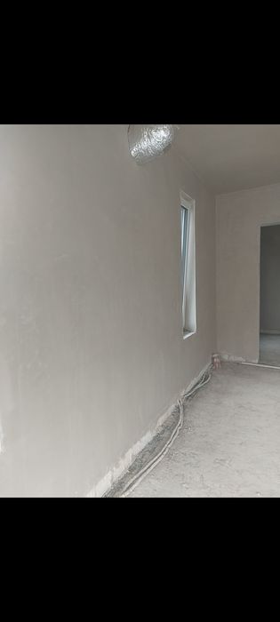 Tynki maszynowe gipsowe i cementowo-wapienne