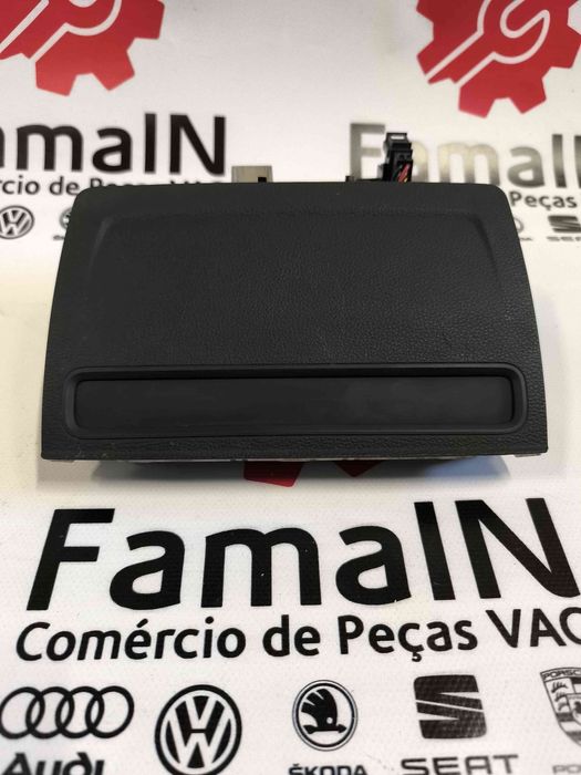 Display do Ar Condicionado / Rádio / GPS / DVD - 8V0857273N