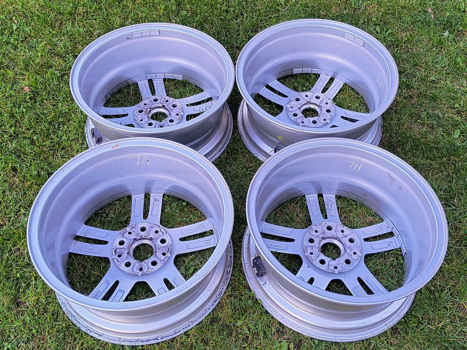 Alufelgi CZUJNIKI 17 cali RONAL BMW F40 5x112 M Pakiet Styling 546