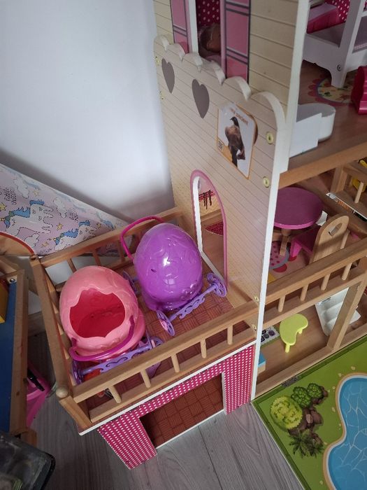 Domek dla lalek drewniany