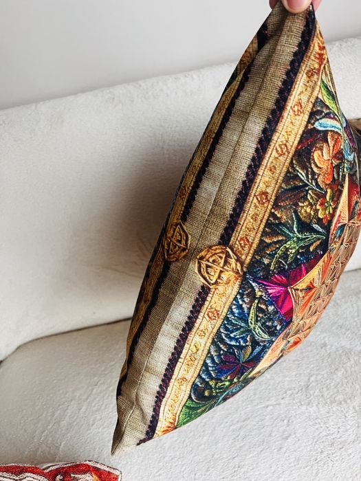 Продаю диванні подушки в асортименті