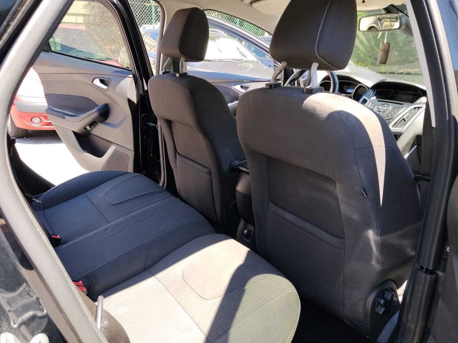 Vendo Ford Focus SW 1.6 gasóleo