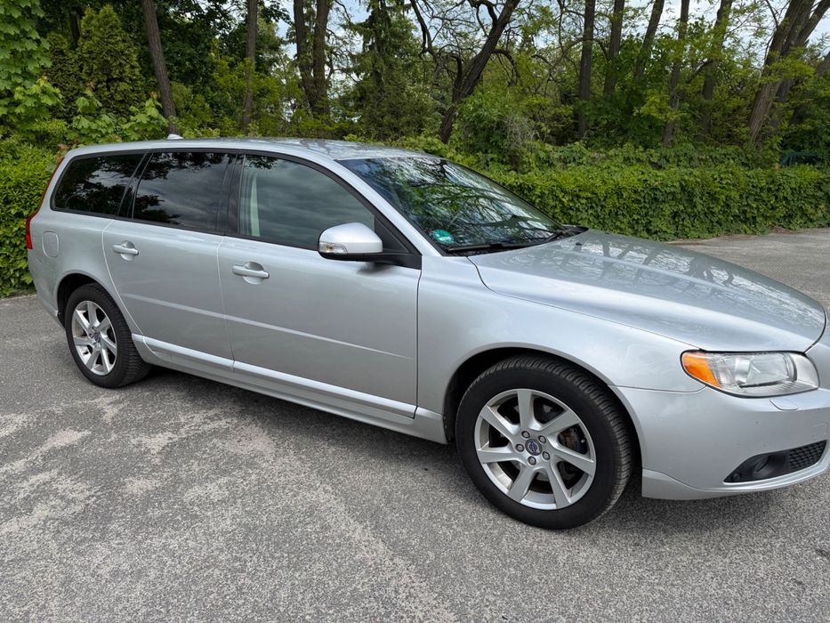 Volvo V70 2,4 D 185 KM