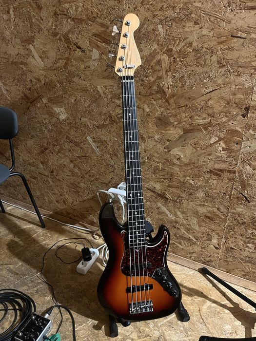Fender USA Jazz Bass Deluxe V 1997 - Made in USA - 5 Cordas (Shur Era)