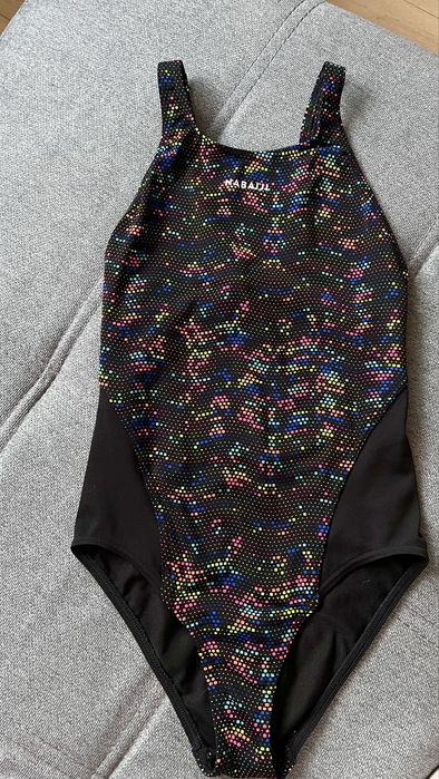 Strói kąpielowy dziewczęcy