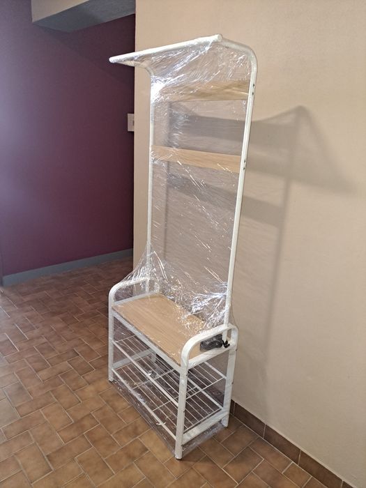 Cabideiro para entrada com sapateira