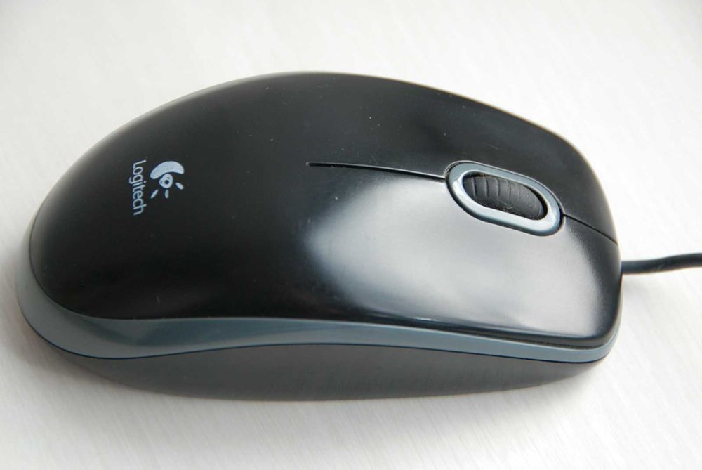 Мышка Logitech B100 USB Black
