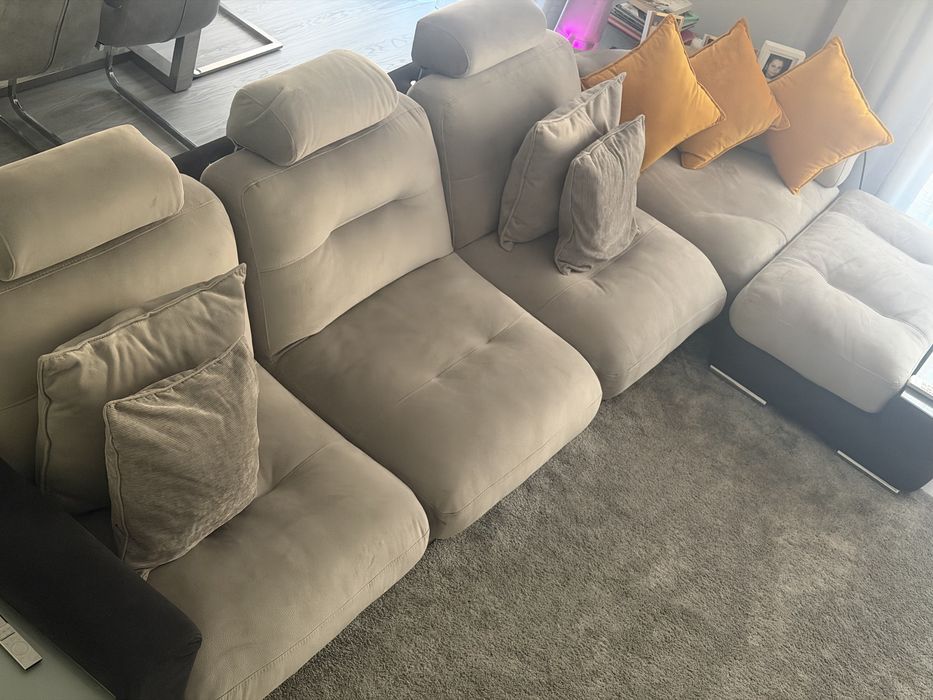 Sofa grande preto e cinza