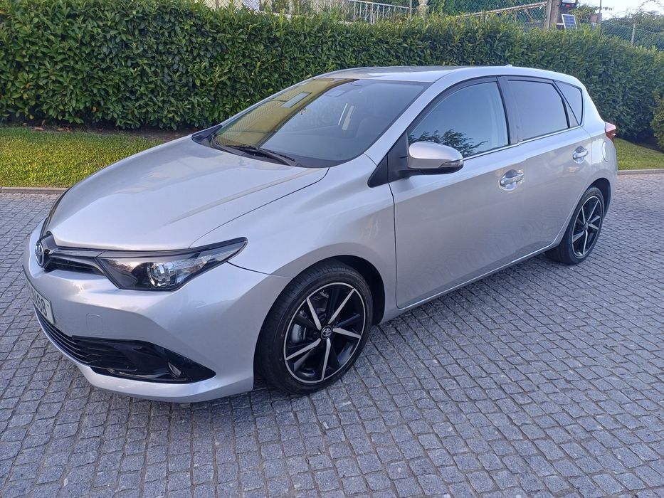 Toyota Auris 1.4 diesel histórico toyota