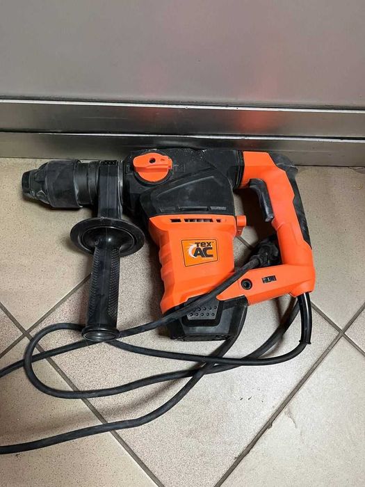 Перфоратор ТехАС ТА-01-305