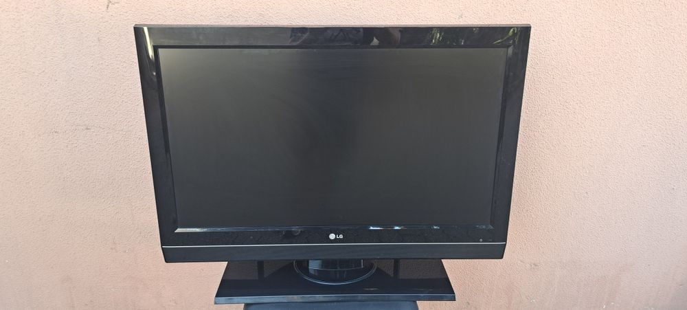 TV da marca LG com 32"