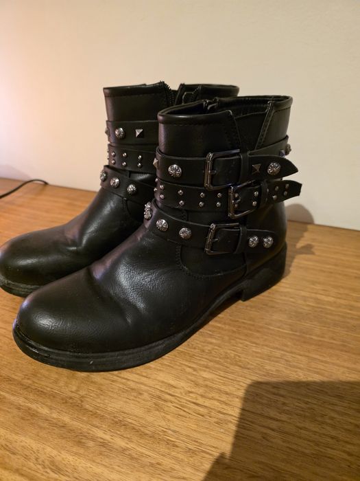Botas pretas  38