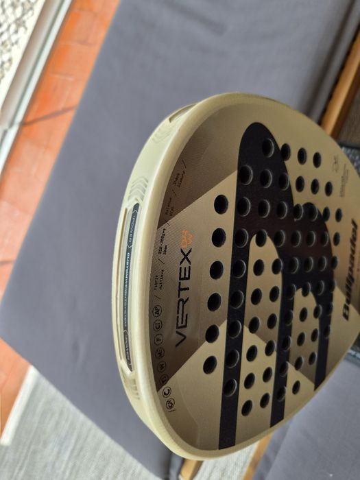 Bullpadel Vertex 04 W