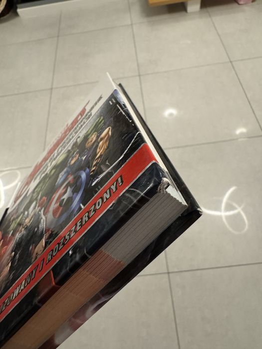 Avengers Wielki Przewodnik po Postaciach Zielona Sowa