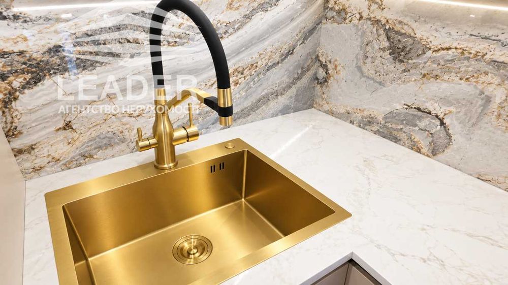 Продам 1к Елітний Жк"Central Park "-Центр міста!-ДИЗАЙНЕРСЬКА -Стильна з Панорамним балконом!