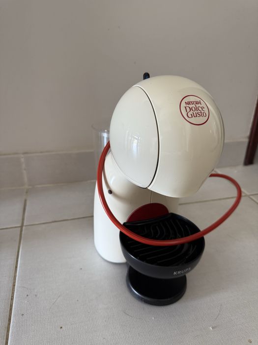 Maquina de cafe dolce gusto