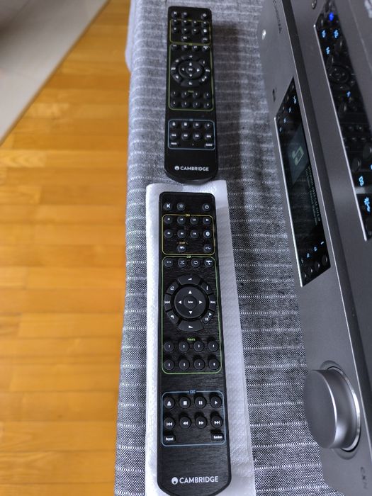 Cambridge Audio CXA81 + CXN V2