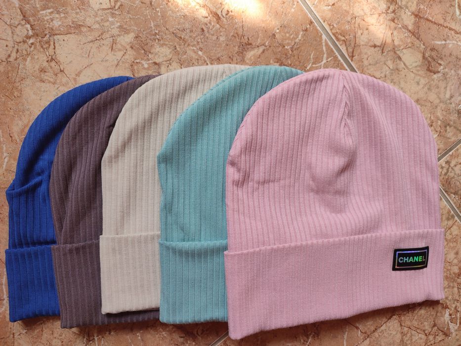 Дитячі шапочки .