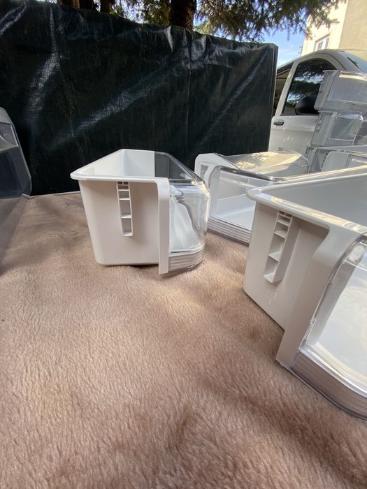 Balkoniki na drzwi do dwoch modeli lodówek samsung side by side