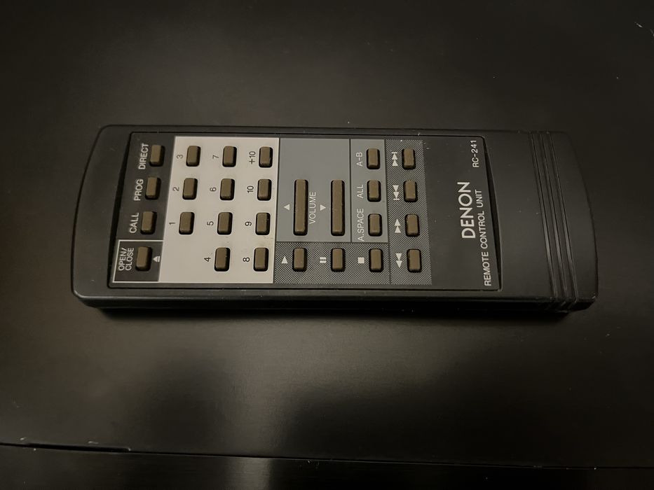 Аудиофильский CD-проигрыватель DENON DCD-1420 + пульт Д/У (2 х PCM54P)