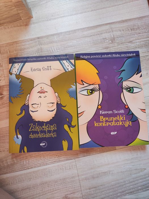 Zakochana cheerleaderka Brunetki kontratakują