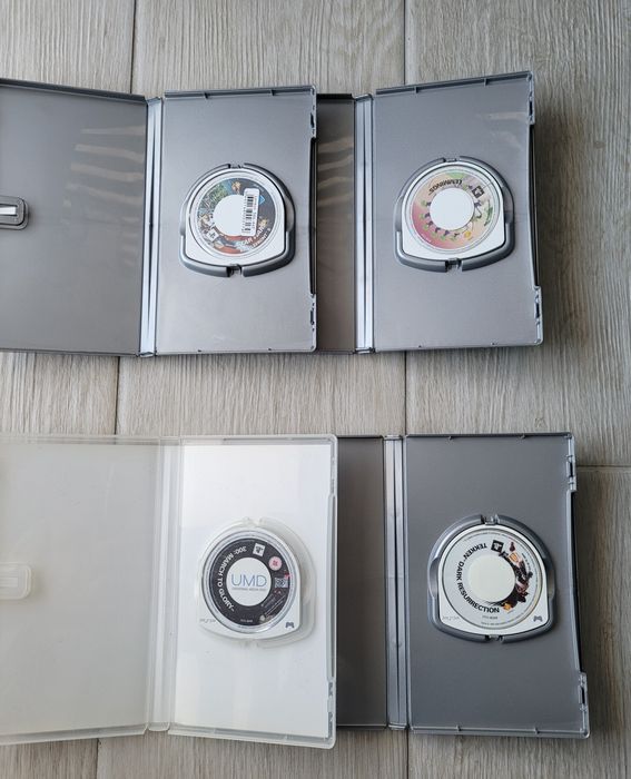 Zestaw 7szt gier na konsole PSP Pegi 16/12/3+ mix Tekken FIFA 09