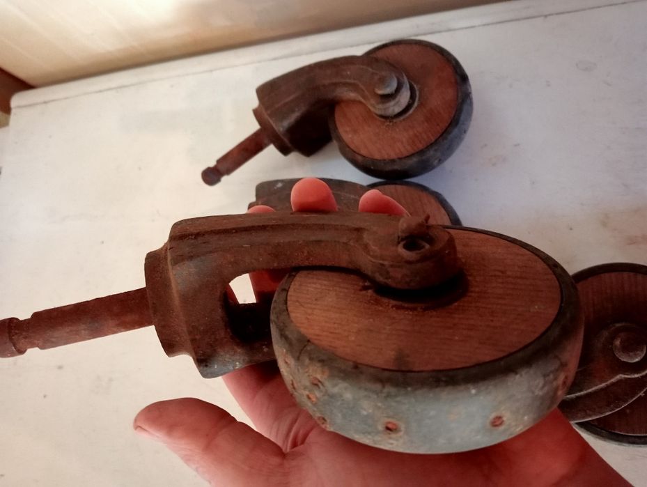 Antigas rodas industriais