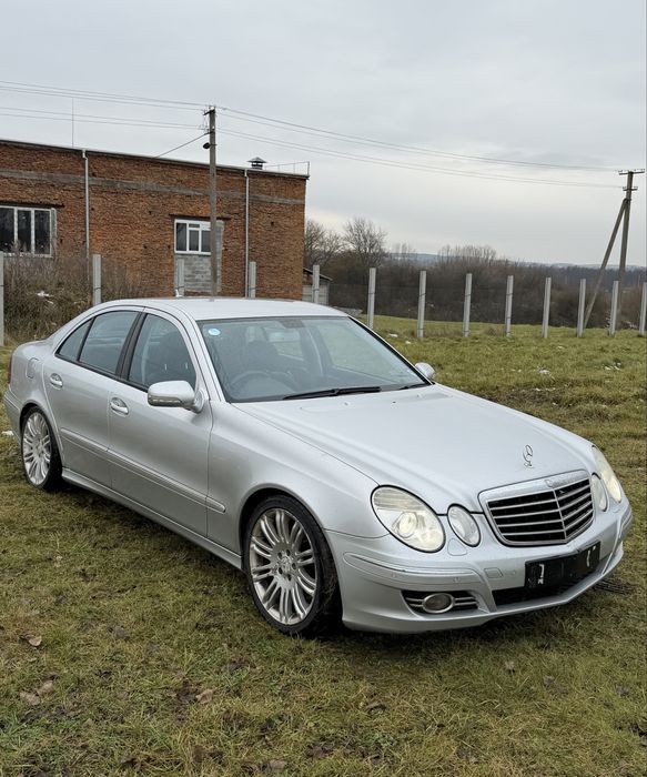 Розборка w211 Mercedes E-class фари кридо капот запчасти