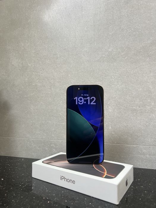 Iphone 16 pro 256gb stan perfekcyjny!
