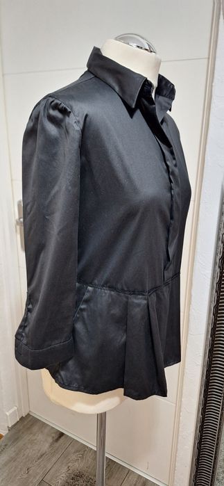 Prada m bluzka orginal