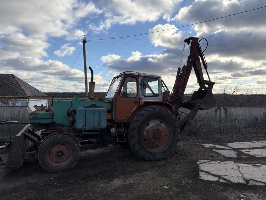 Продам трактор - екскаватор ЮМЗ-6 (ЄО 2621)
