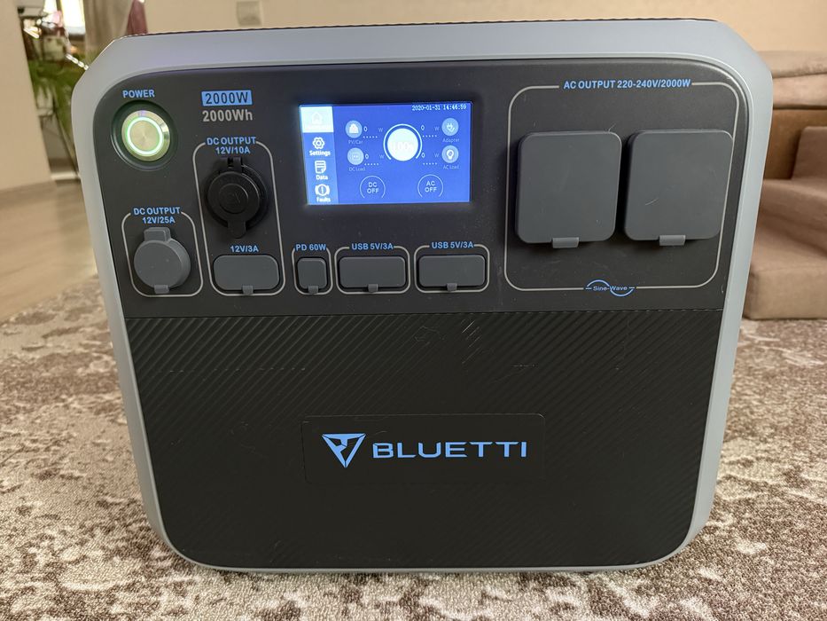 Зарядна станція Bluetti AC200P
