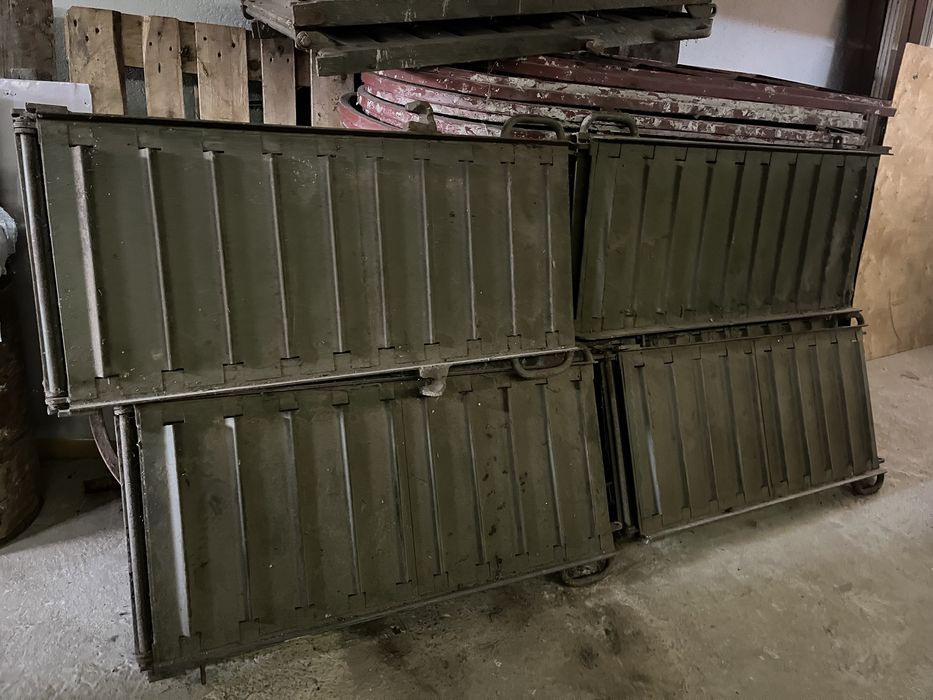 Металеві трапи