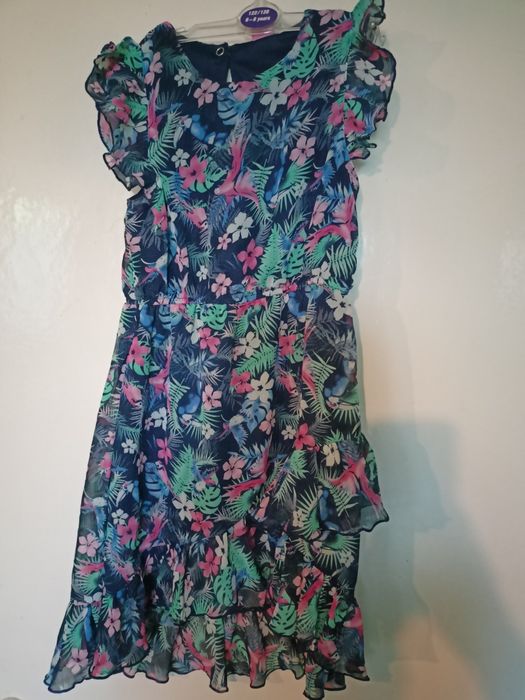 Sukienki zestaw 122/128