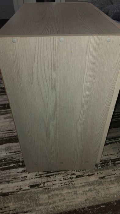 Продам тумбочку гарному стані