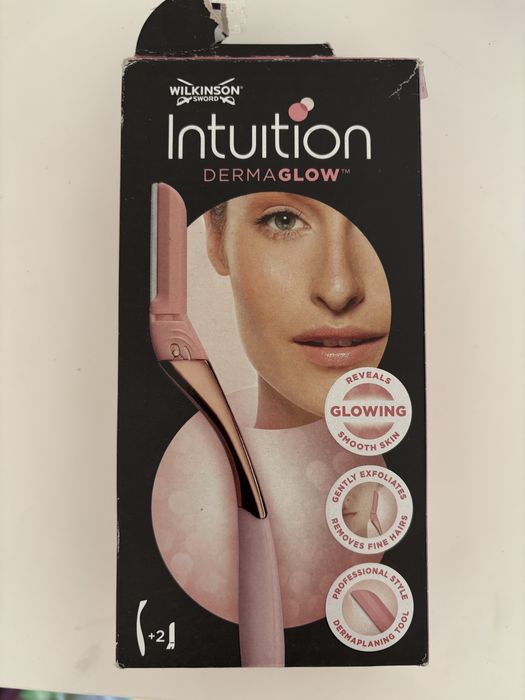 Станок для бриття обличчя Wilkinson Intuition Dermaglow