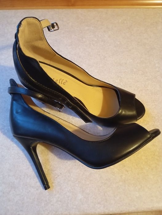 Szpilki czarne wysokie