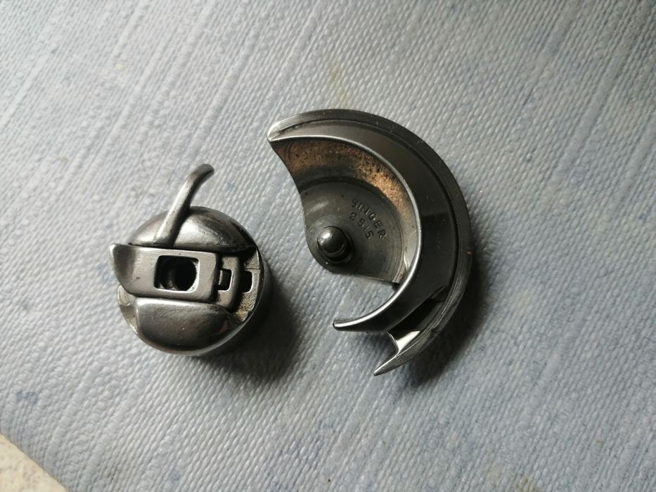 Sprzedam maszynę do szycia Singer ml