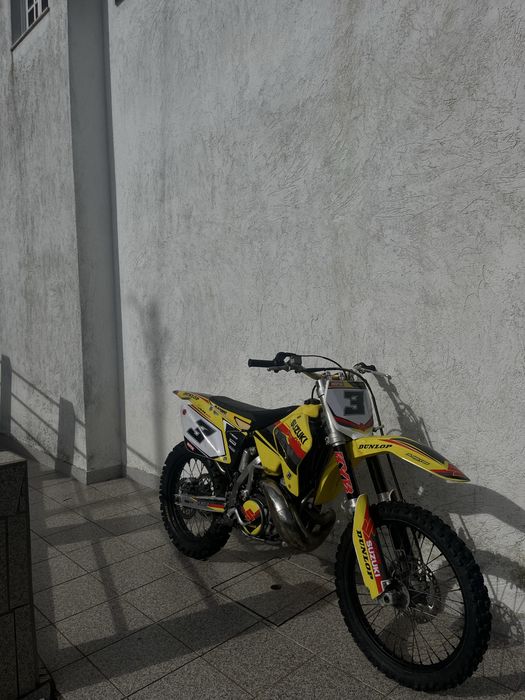 suzuki RM 250 2t