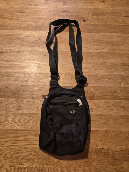 Torba - saszetka na ramię, czarna, materiałowa, crossbody