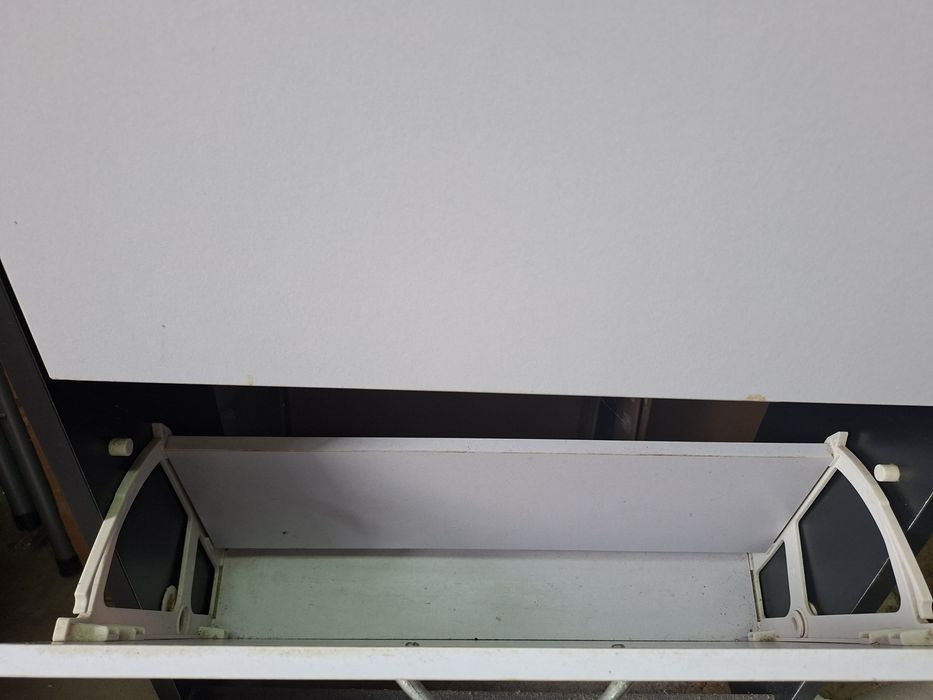 Sapateira com 4 gavetas