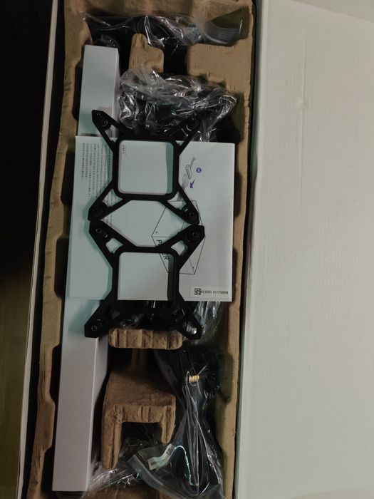 Chłodzenie wodne NZXT Kraken 360 RGB LCD